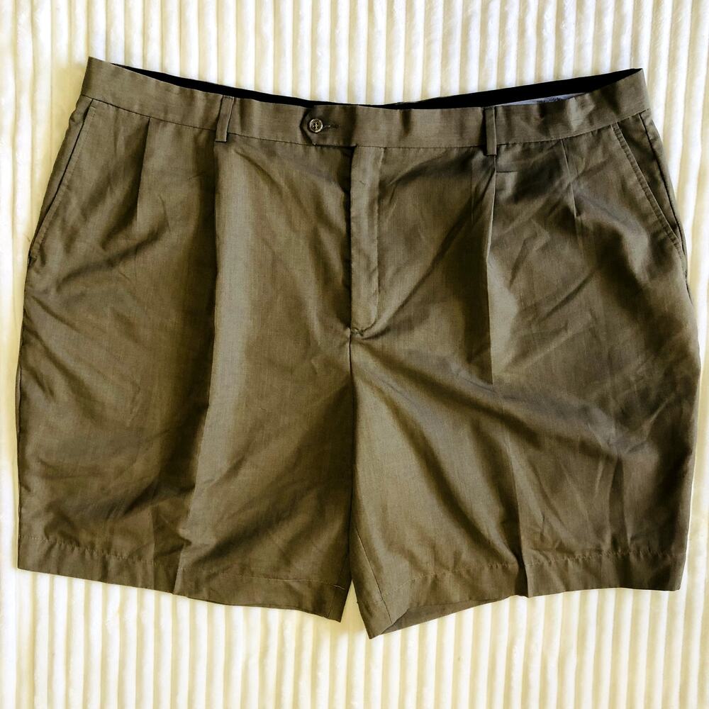 St. Patrick Men's Easy Care Flat Front Casual Chino Shorts Khaki Size 48x9
